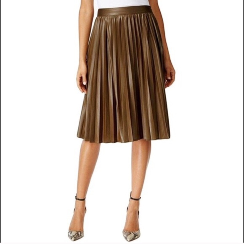 Pleated Skirt